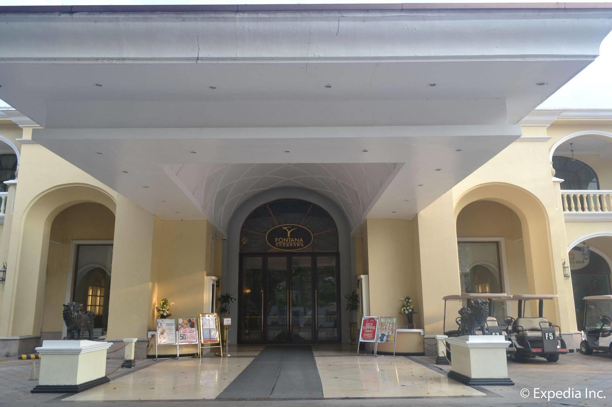 Fontana Hotel And Villas - Fontana Hot Spring Leisure Parks Angeles Exterior photo